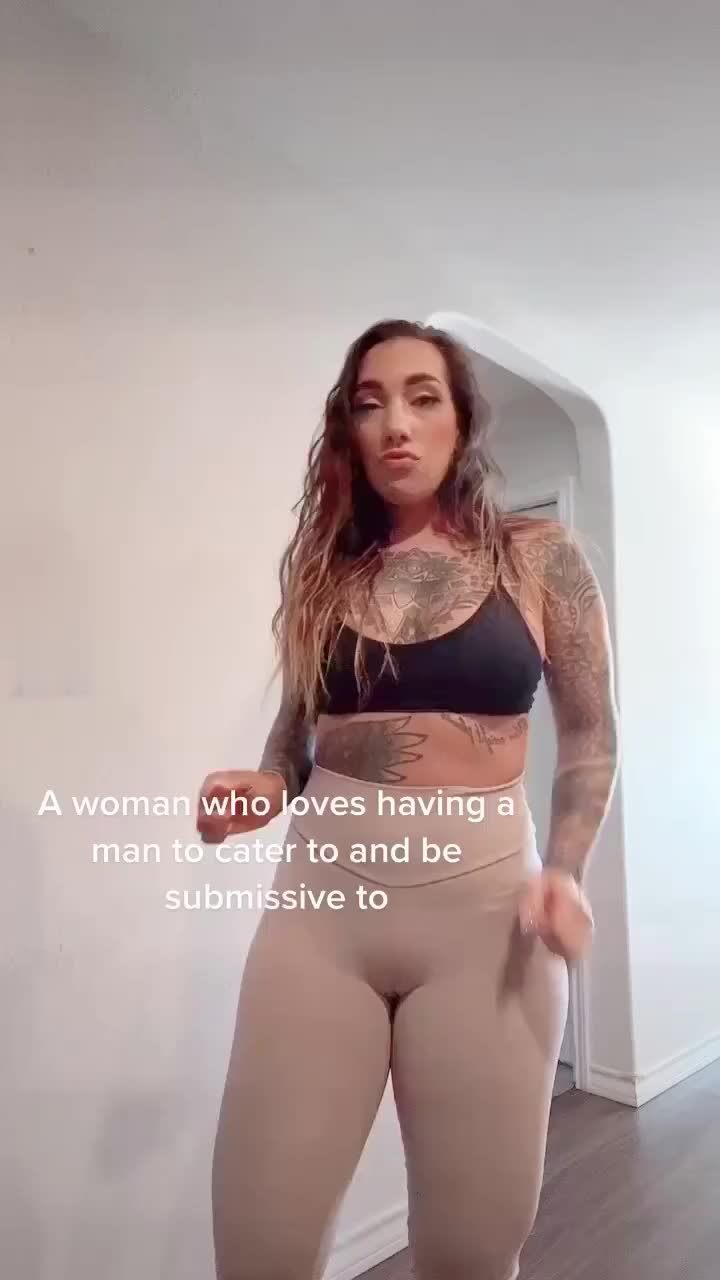 Tali (@isquat__) Official Clapper | Watch Tali's Newest Clapper Videos
