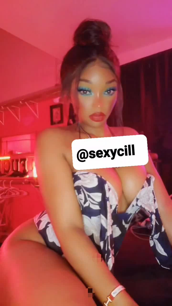 sexycill (@sexycill) Official Clapper | Watch sexycill's Newest Clapper  Videos